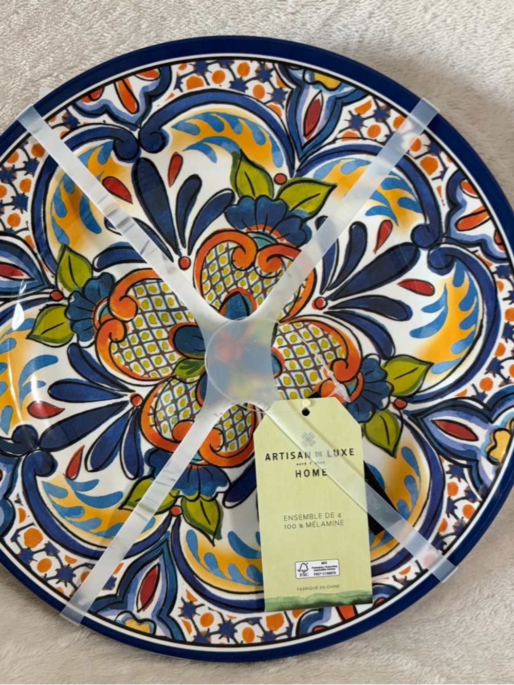 NWT Artisan De Luxe Spanish Medallion Melamine Dinner Plates Set of 4
